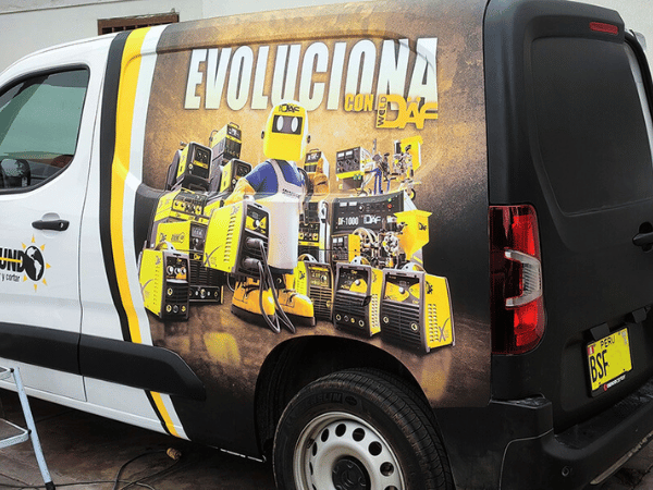 Ploteo decorativo para vehículos